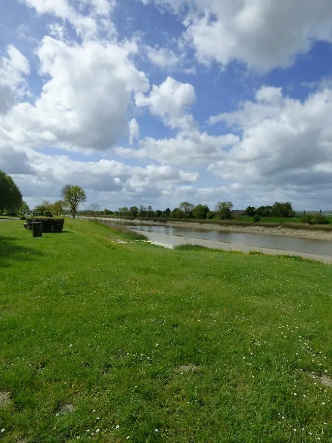 Gite 7 Km Du Mont St Michel Pontorson Holiday home
